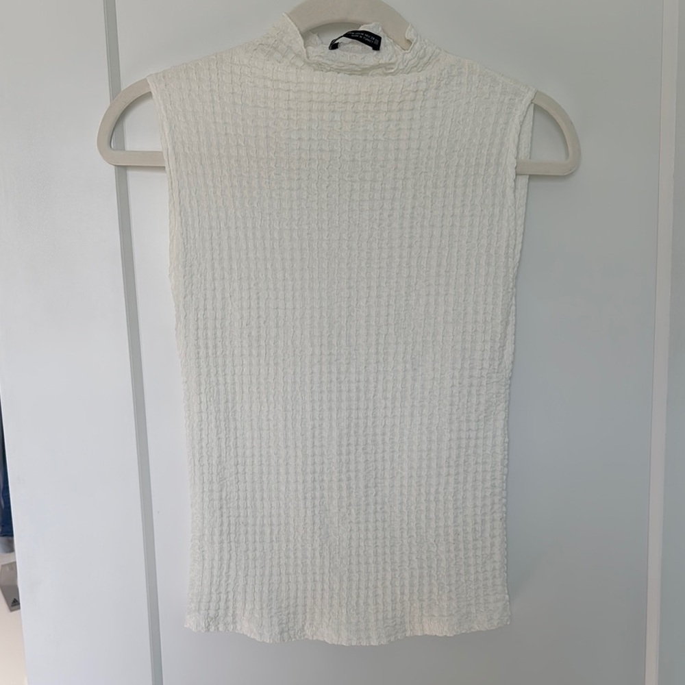 Elegant Waffle White Sleeveless Top